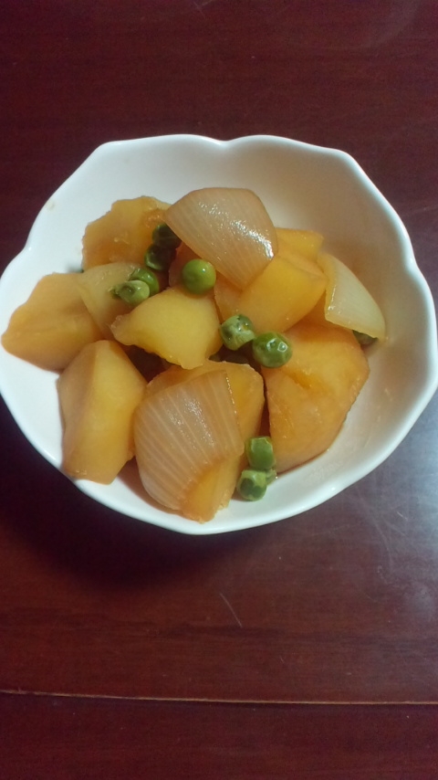 じゃが芋とグリンピースの煮物