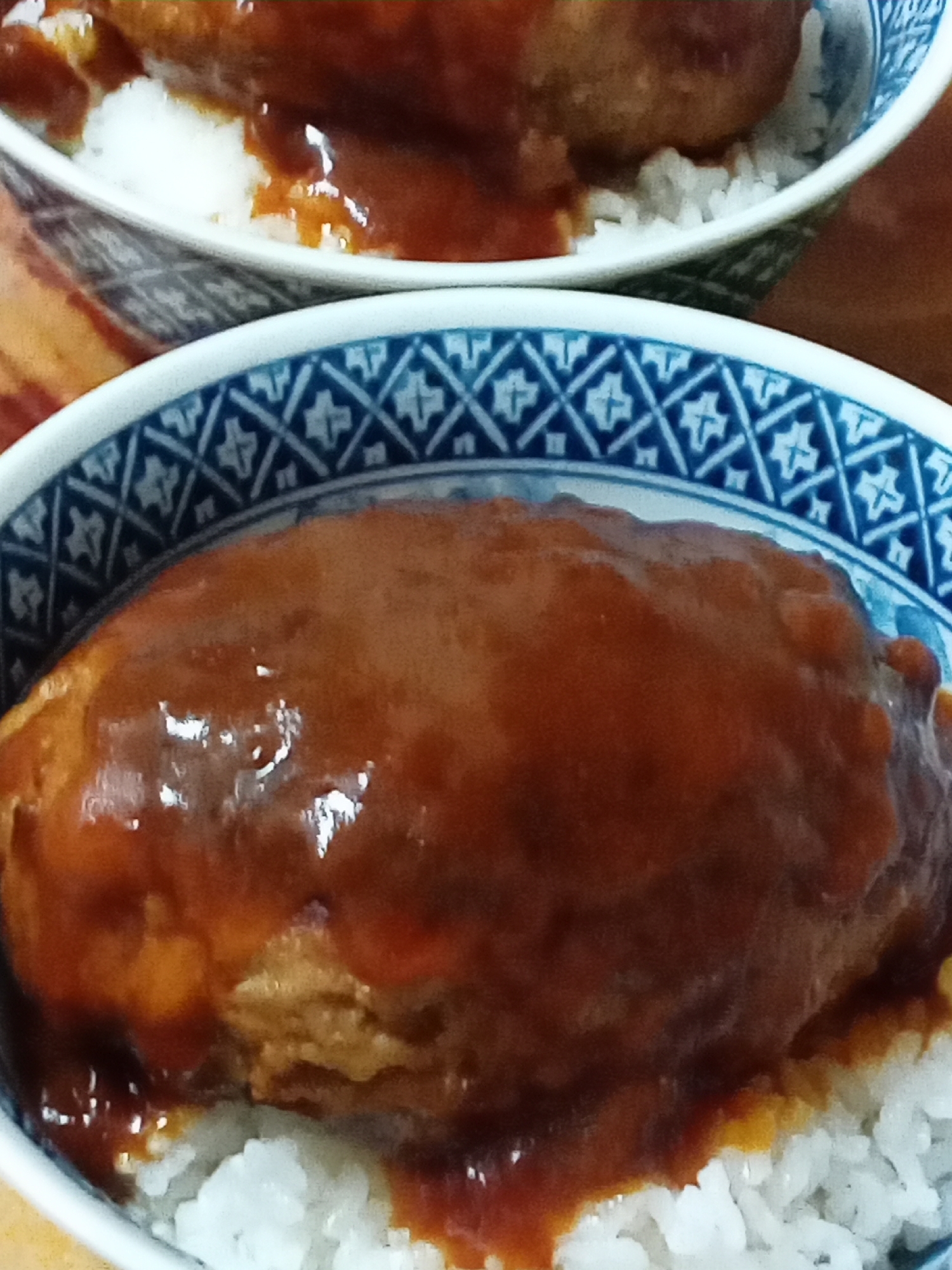 デミグラスソースdeハンバーグステーキ丼