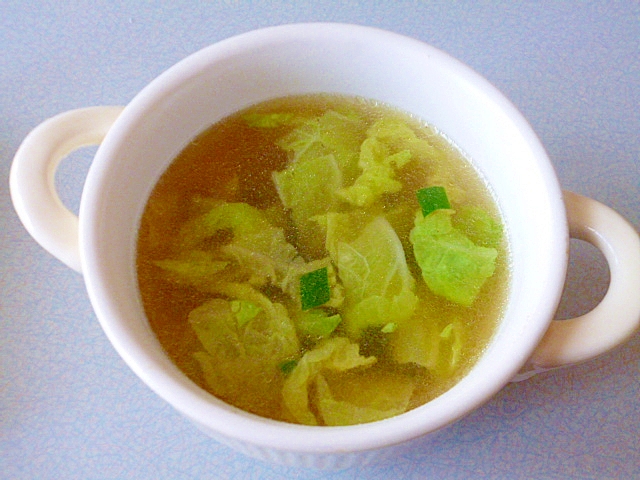 白菜とニラの中華スープ