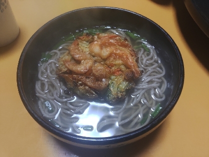 殻付き小エビと野菜のかき揚げ