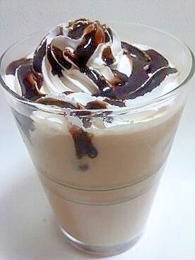 豆乳ホイップとチョコソースで豪華 Iceカフェラテ レシピ 作り方 By Rika Shou 楽天レシピ