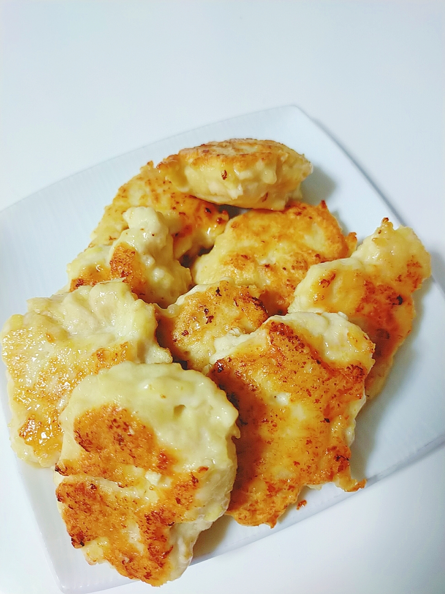 豆腐と鶏むね肉の焼きチキンナゲット