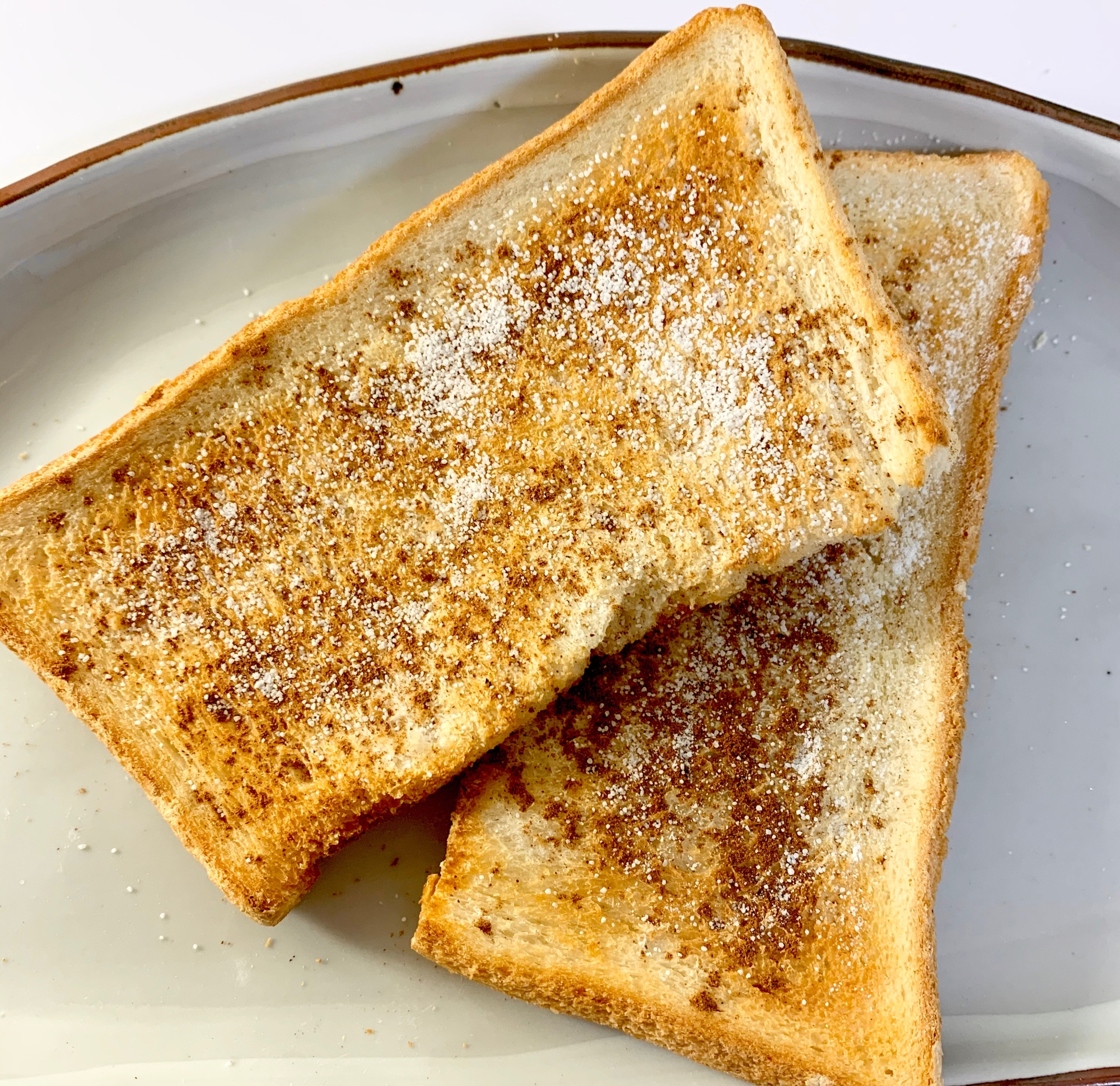 ☆5分でおやつ！食パンでシナモンパン！☆