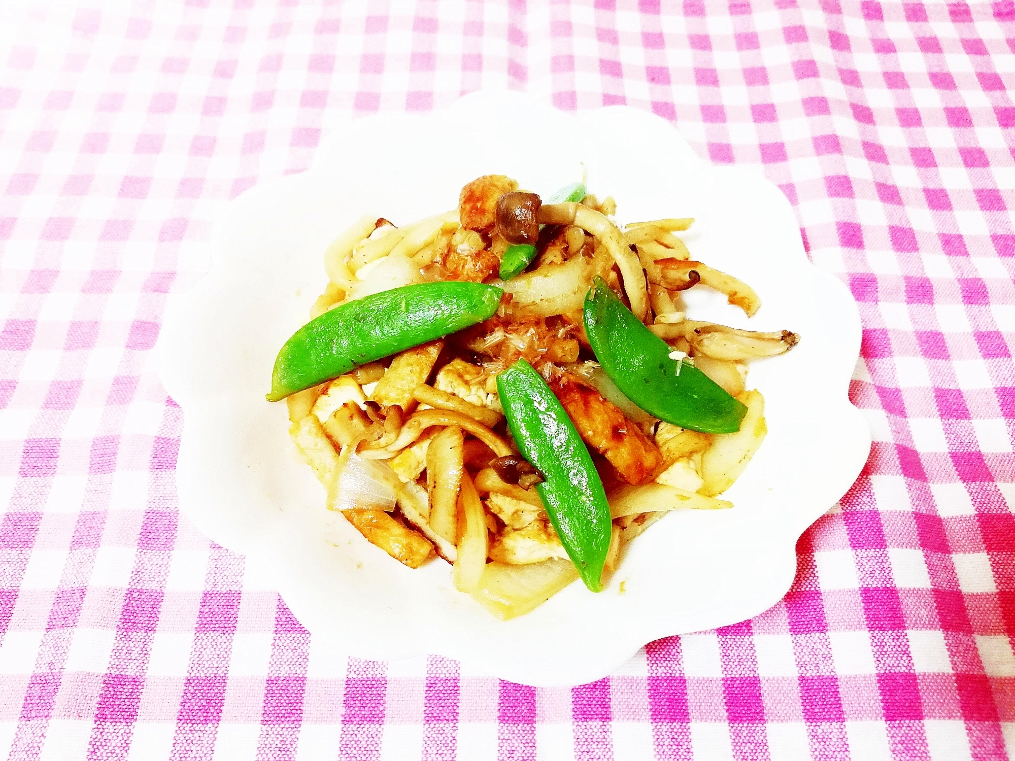 新玉葱とさやえんどうの焼きうどん