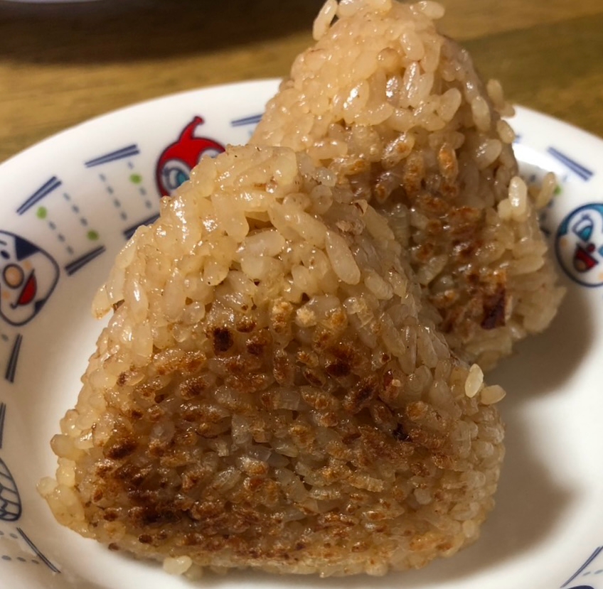 焼きおにぎり ( 鰹節入り )