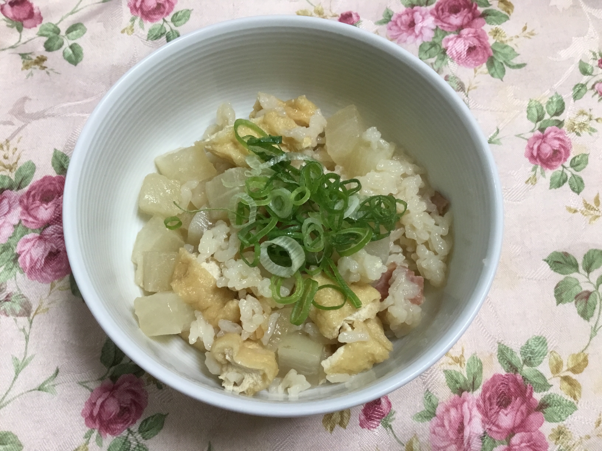 大根と油揚げの炊き込みご飯