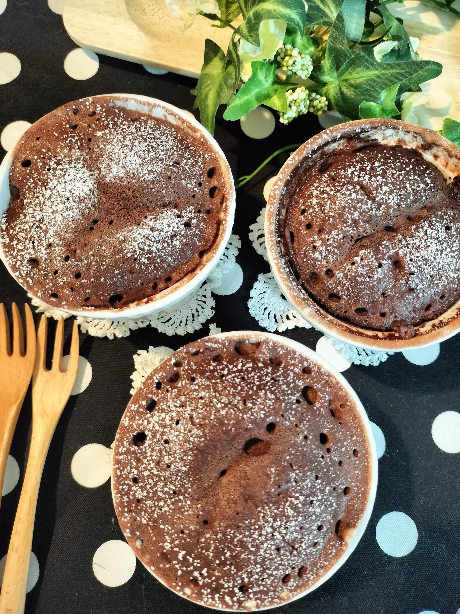 レンジで1分♪簡単米粉のチョコ蒸しケーキ