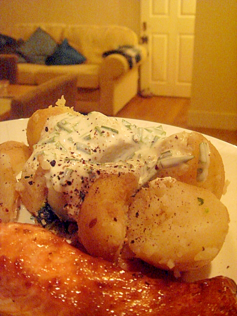 ほくほく新じゃがのチャイブとサワークリームソース レシピ 作り方 By モモグラモ 楽天レシピ ほくほく新じゃがのチャイブとサワークリームソース レシピ 作り方 By モモグラモ 楽天レシピ