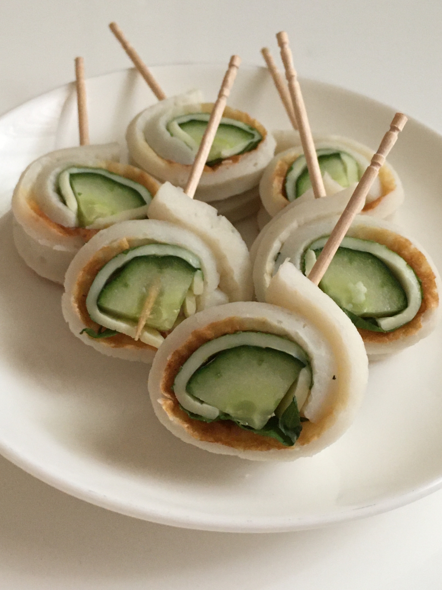 大葉とチーズがマッチ!ちくわのきゅうり巻き