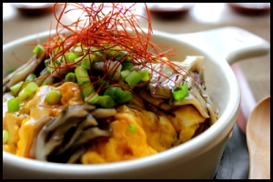 簡単ヘルシー！舞茸の和風あんかけオムライス♪