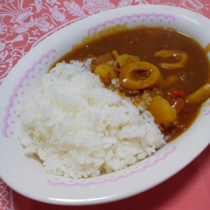 家にある材料で何か作れないかな？と、こちら発見！！ひき肉で代用＾＾；謝
ちくわから旨味が出て和風カレーっぽくて美味しかったよ♪買い物行かずに済んだわ♡感謝ゴチ♪