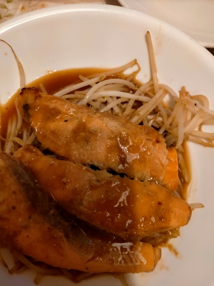 フライパンで！バター醤油味☆鮭のムニエル