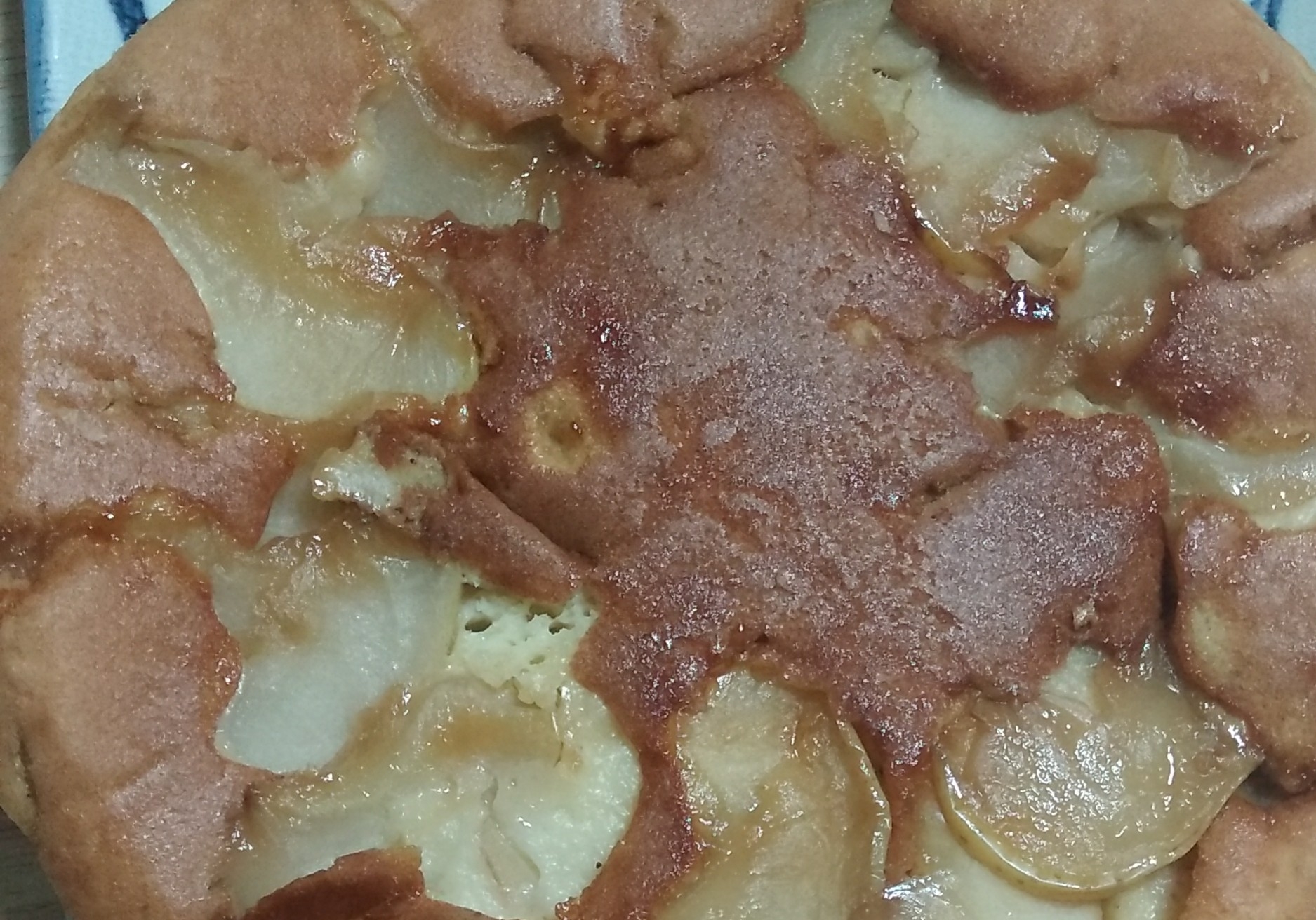 HMで黒糖りんごのケーキ