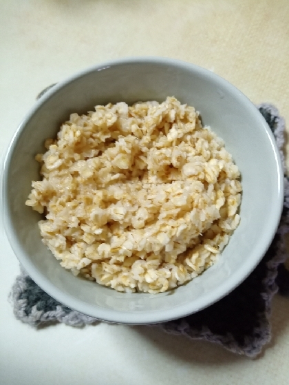 オートミールはお粥ばかりで…気になる米化してみました！プチプチご飯のようで納豆にも合いとても美味しいです☆レンジで気軽に作れていいですね☆ありがとうございます。