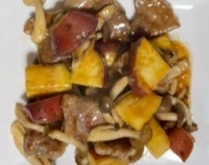 さつまいもと豚肉の甘辛炒め