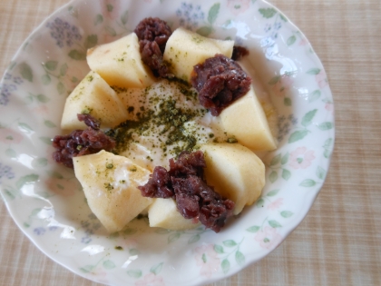 小太郎さん今日は～♪抹茶粉です～が林檎が食べごたえあったよ、相変わらず生姜の使い方上手ですね✿
ごちそうさまでした(*^_^*)