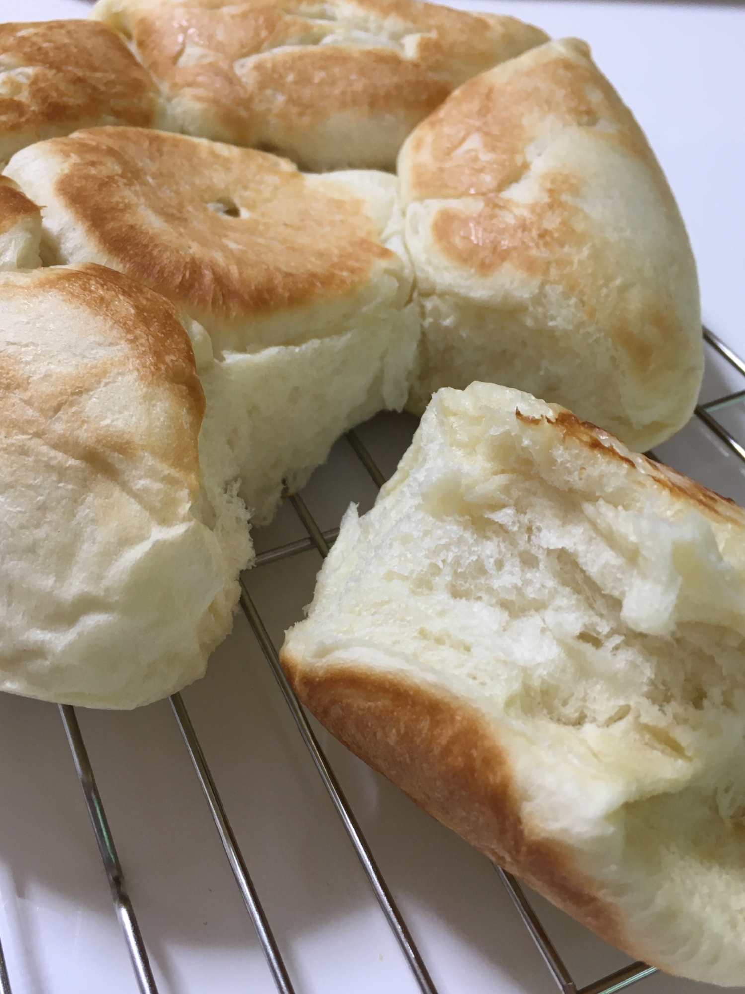 オーブン不要！炊飯器でふわふわミルクパン