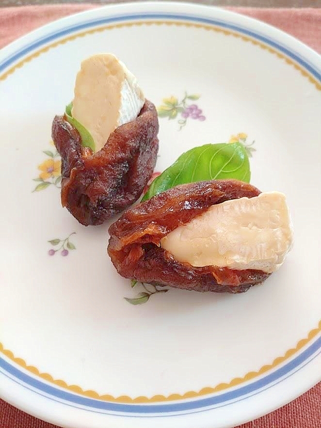 干し柿のカマンベールサンド