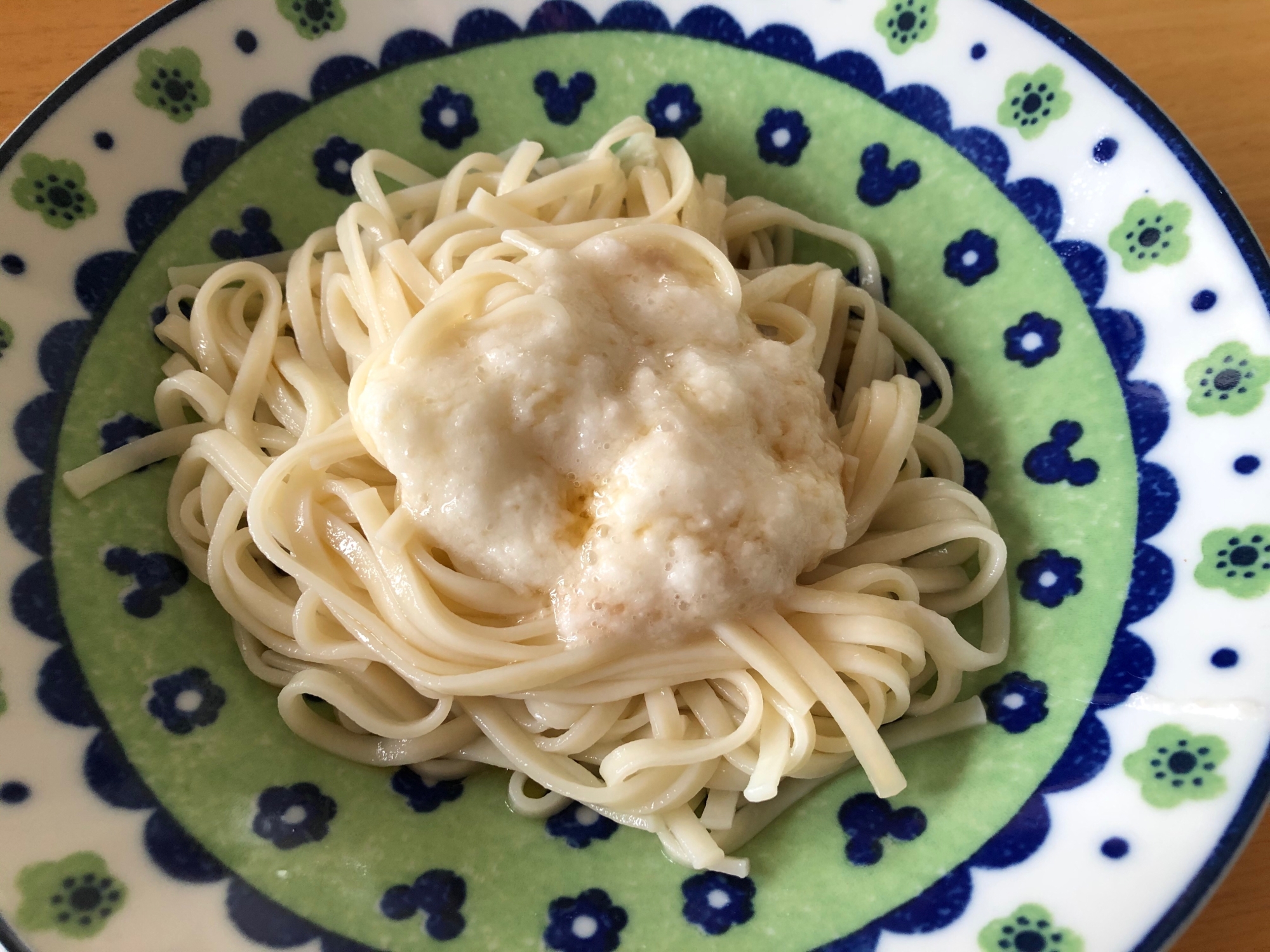 冷やしとろろうどん