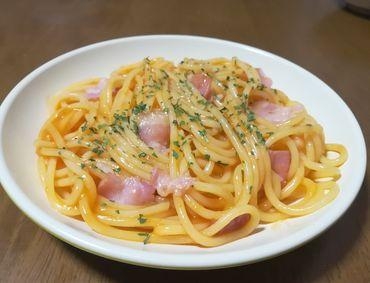 ベーコンのトマトクリームパスタ