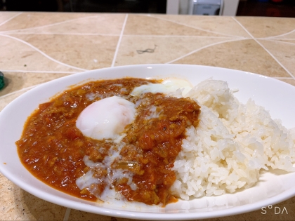 絶品！カレールーとトマト缶で簡単！☆キーマカレー☆