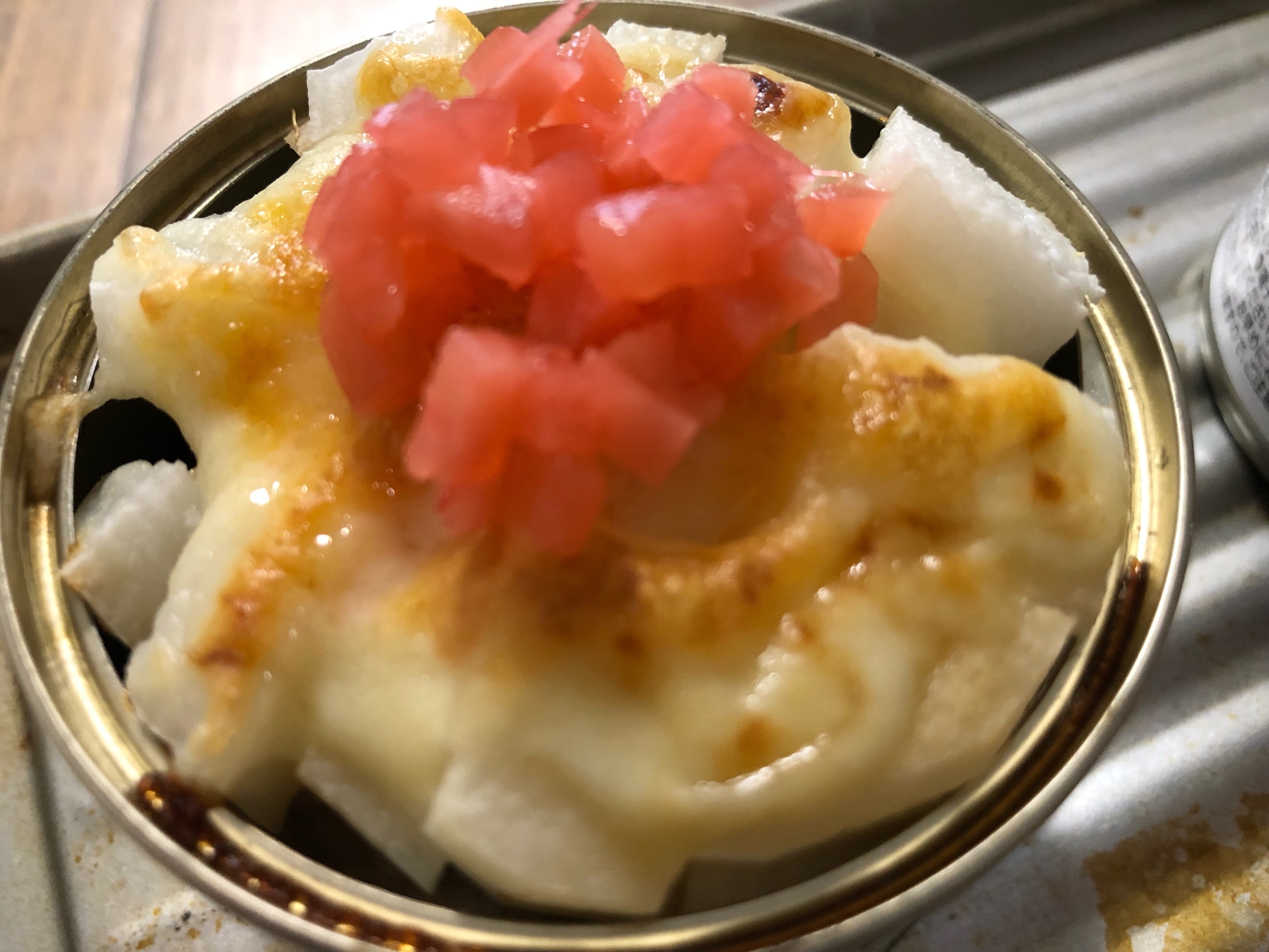 鯖の缶詰でアテ！山芋と紅生姜入り