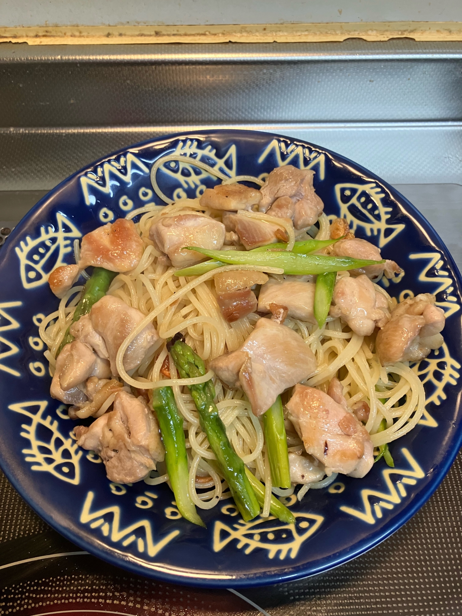 鶏肉とアスパラガスのペペロンチーノ^_^