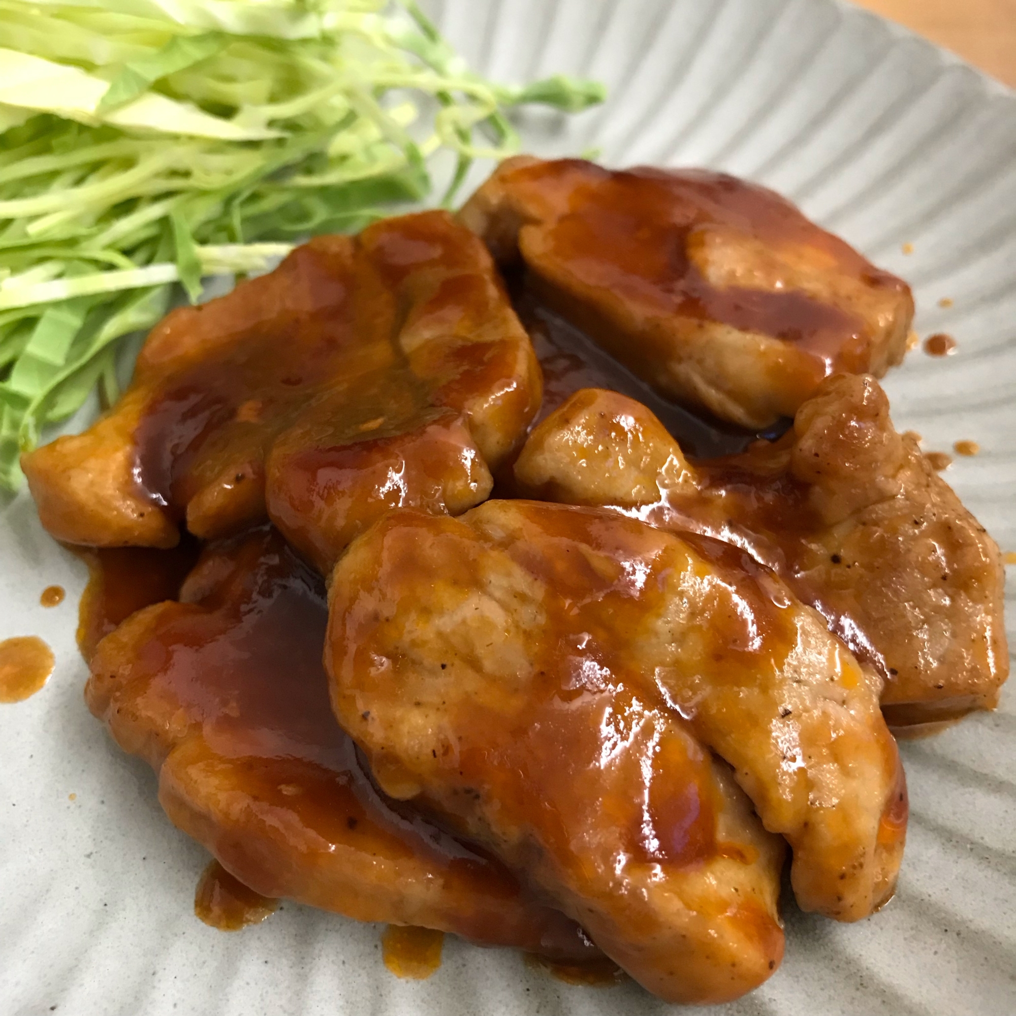 豚ヒレ肉でポークチャップ