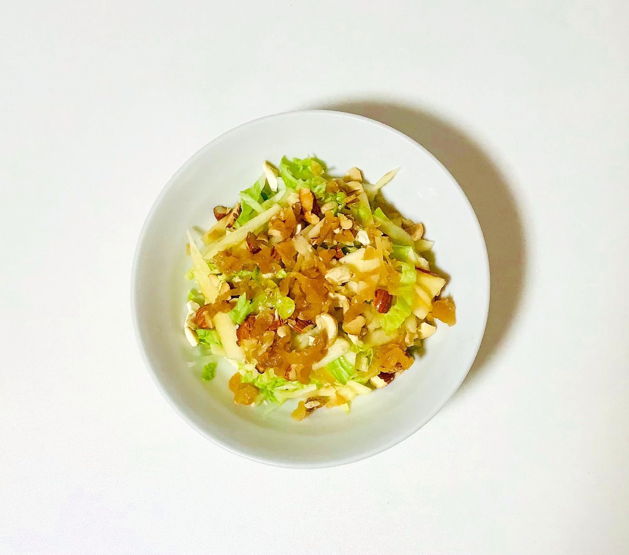 ナッツと漬物の白菜サラダ