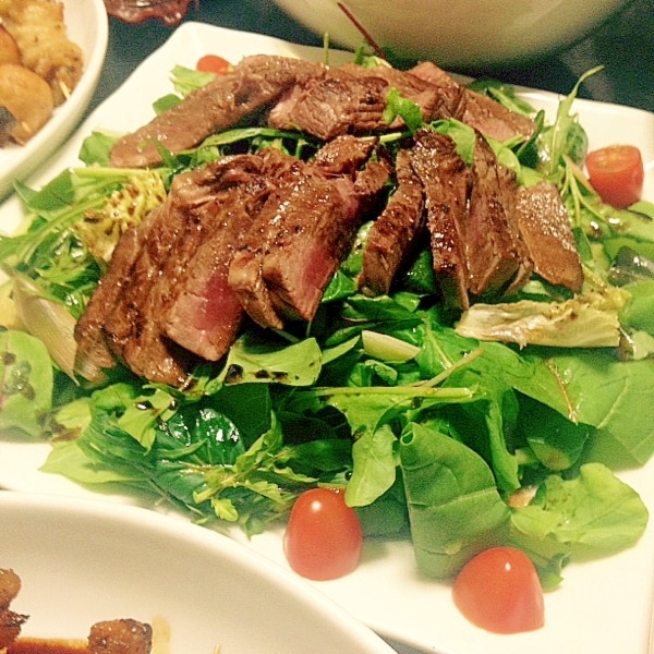 豪華にステーキサラダ バルサミコドレッシング レシピ 作り方 By Cinabre 楽天レシピ 豪華にステーキサラダ バルサミコドレッシング レシピ 作り方 By Cinabre 楽天レシピ