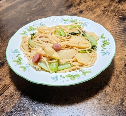 ポテトとベーコンのパスタ