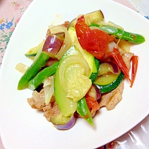 豚ヒレ肉とトマトと夏野菜餡かけ