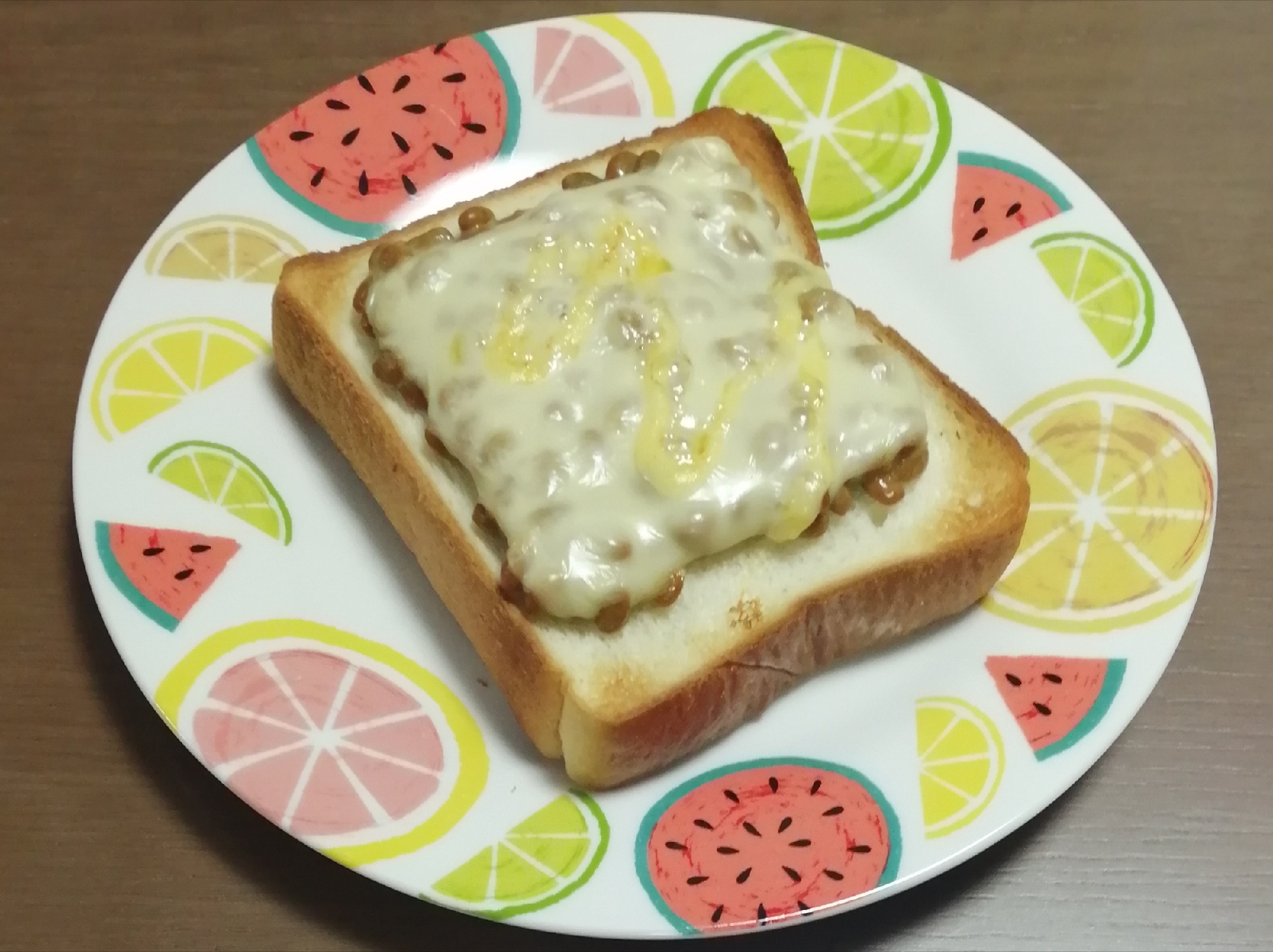 レタちく納豆トースト