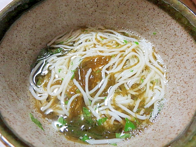 もずく酢そうめん