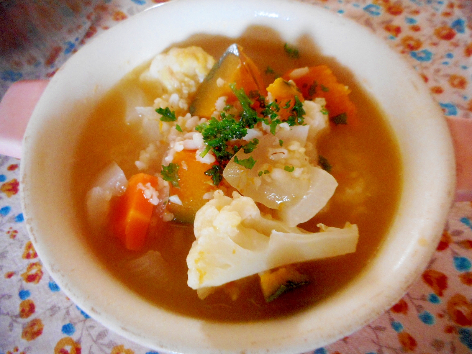 カボチャとカリフラワーの雑穀スープ