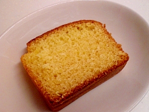 強力粉でメープル黄粉のパウンドケーキ