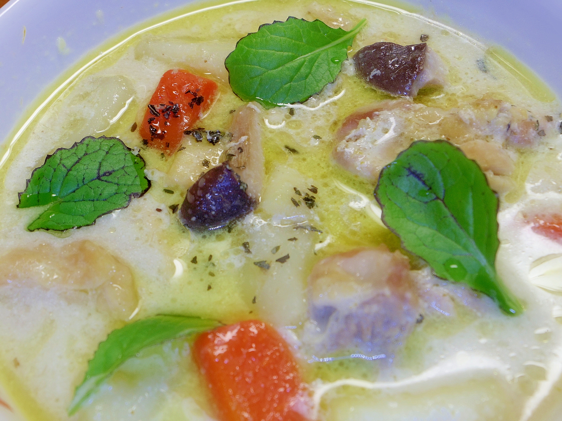 炊飯器で簡単!家の食材で本格うま辛グリ~ンカレー