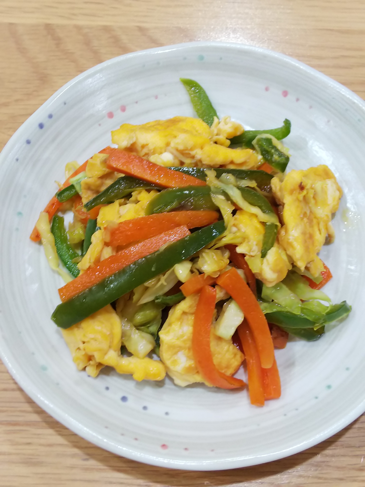 炒り卵と野菜の炒め物