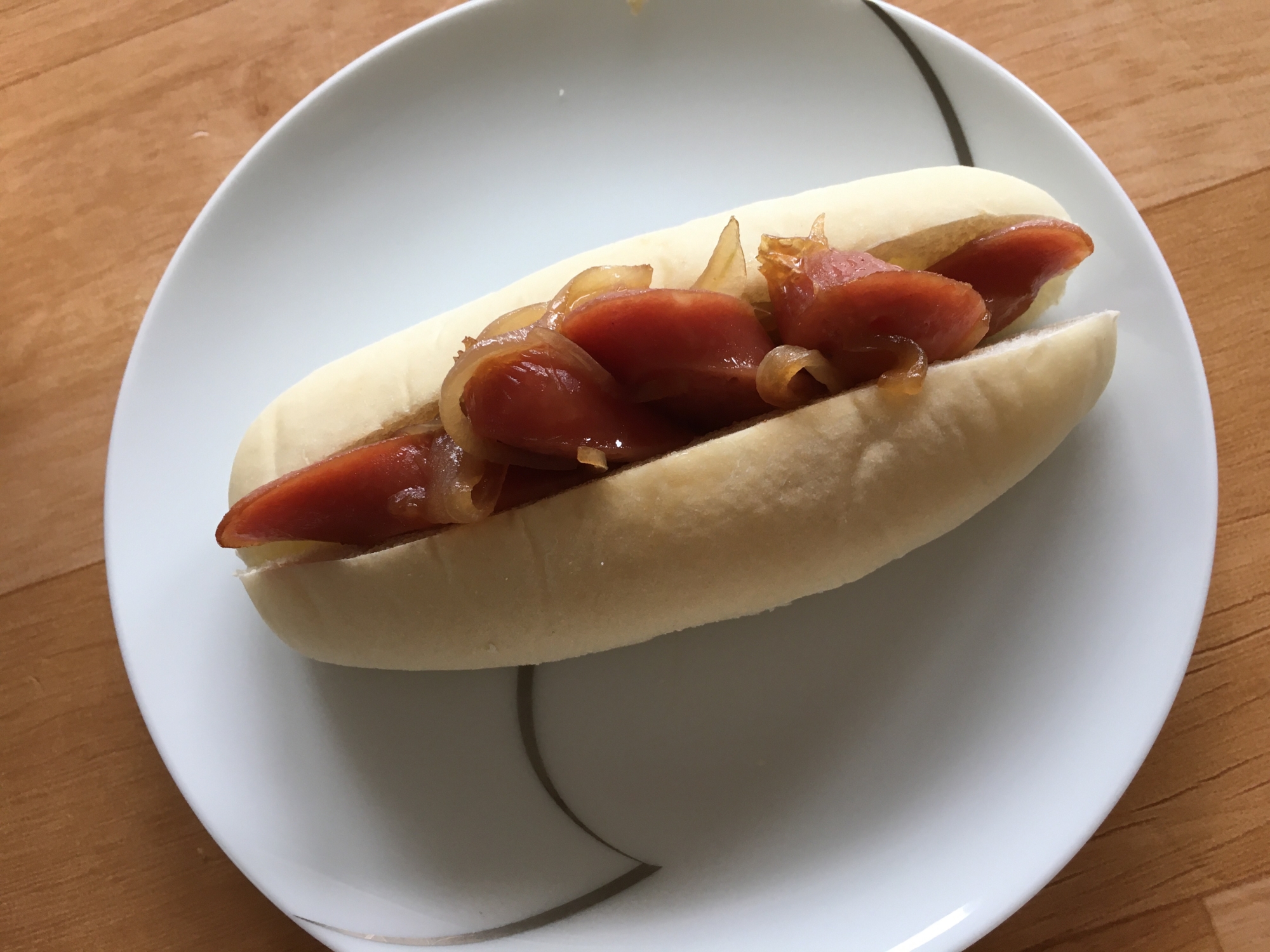 焼き肉のタレでホットドッグ