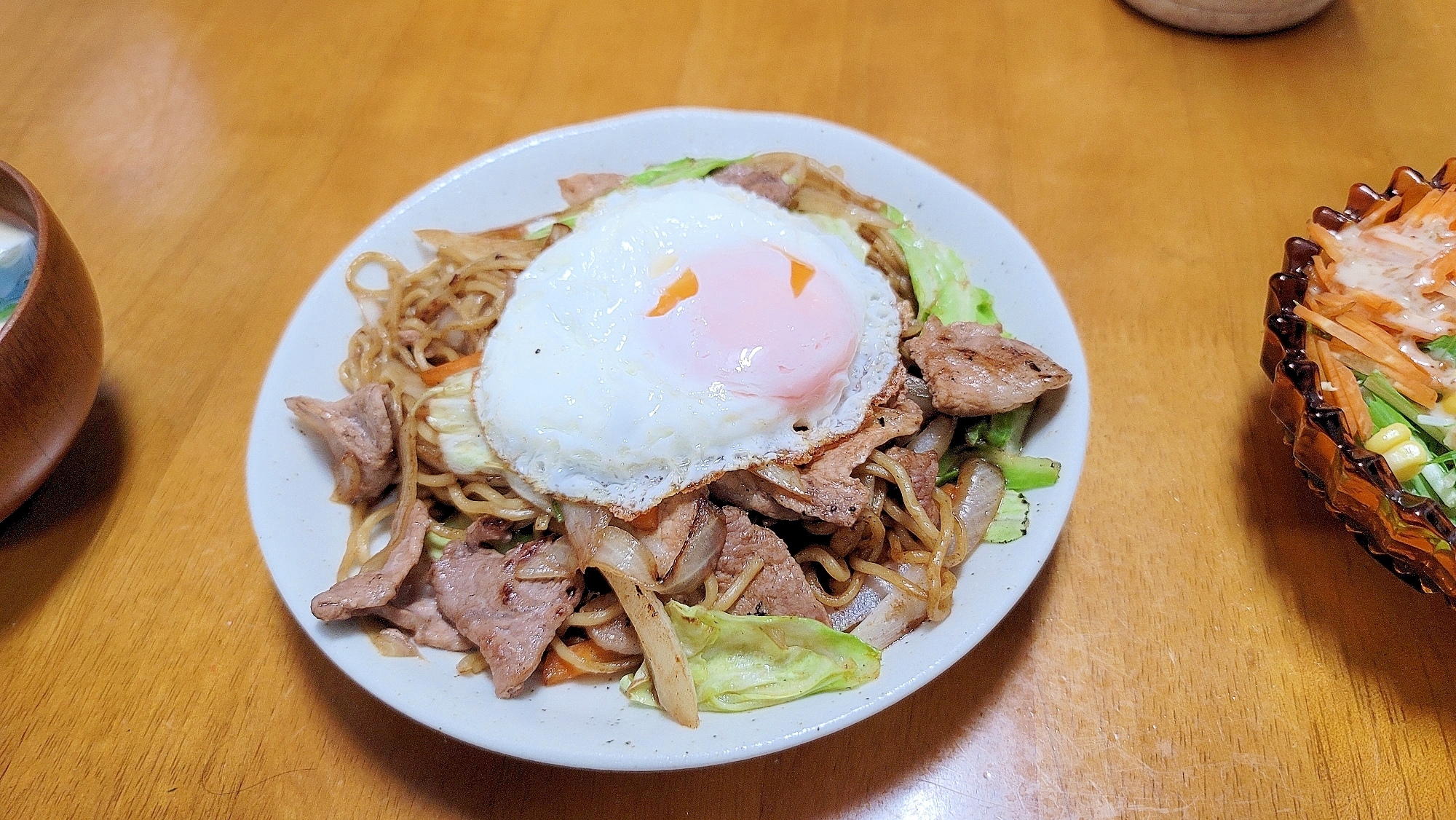 具材たっぷり、焼きそば！