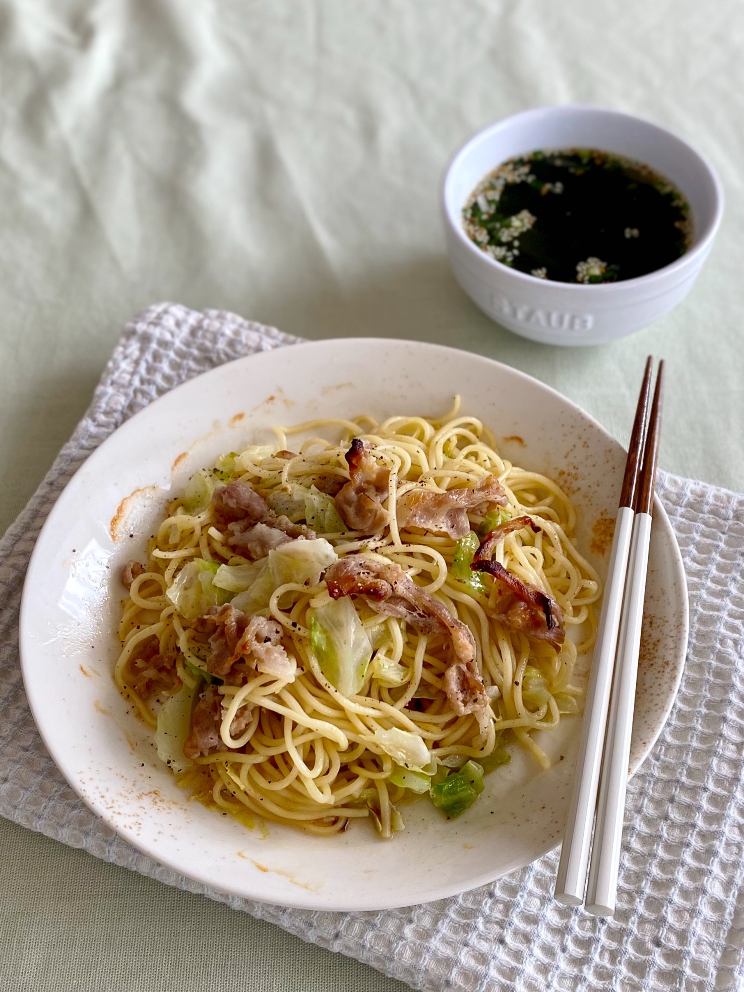 暑さ回避！オーブンレンジでしっとり塩焼きそば