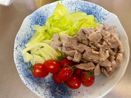 ぶ厚いお肉ですが…そしてみそだれ撮り忘れ(^^;;  とてもおいしく頂きました。ごちそうさまでした♪