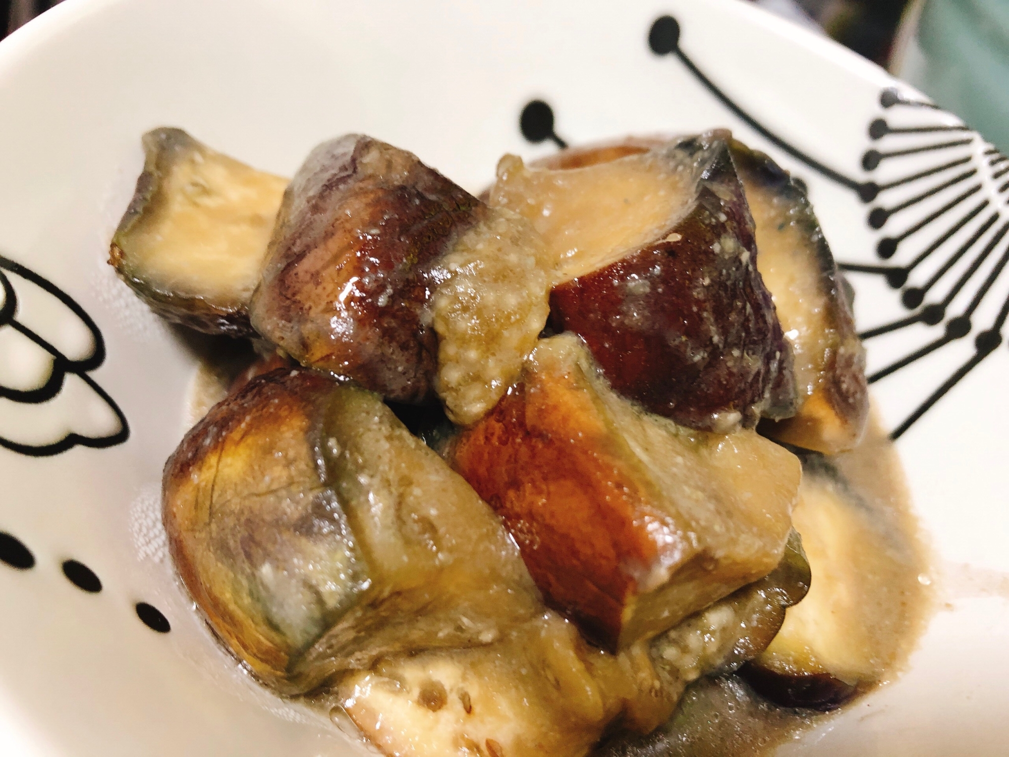 火を使うのは5分だけ!生姜が香るとろとろ甘辛ナス!