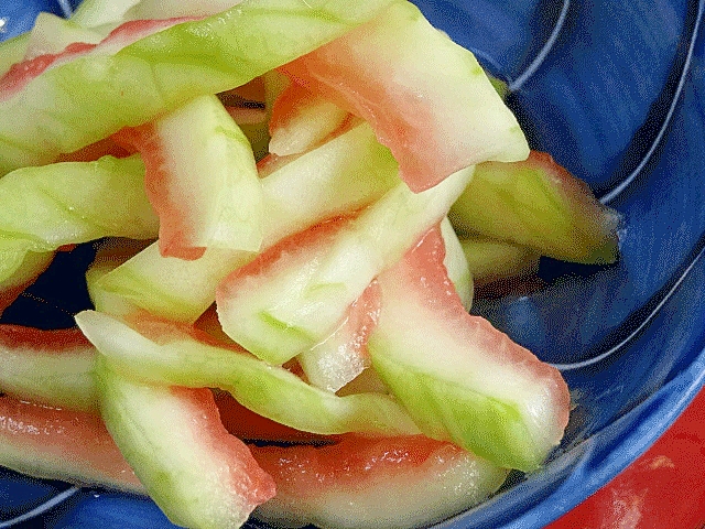 小玉スイカの皮レシピ 作り方の人気順 簡単料理の楽天レシピ 小玉スイカの皮レシピ 作り方の人気順 簡単料理の楽天レシピ