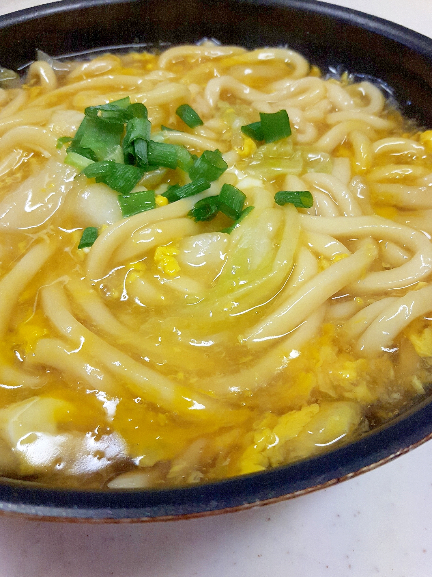 簡単ヘルシー(^^)白菜たっぷり卵とじうどん♪