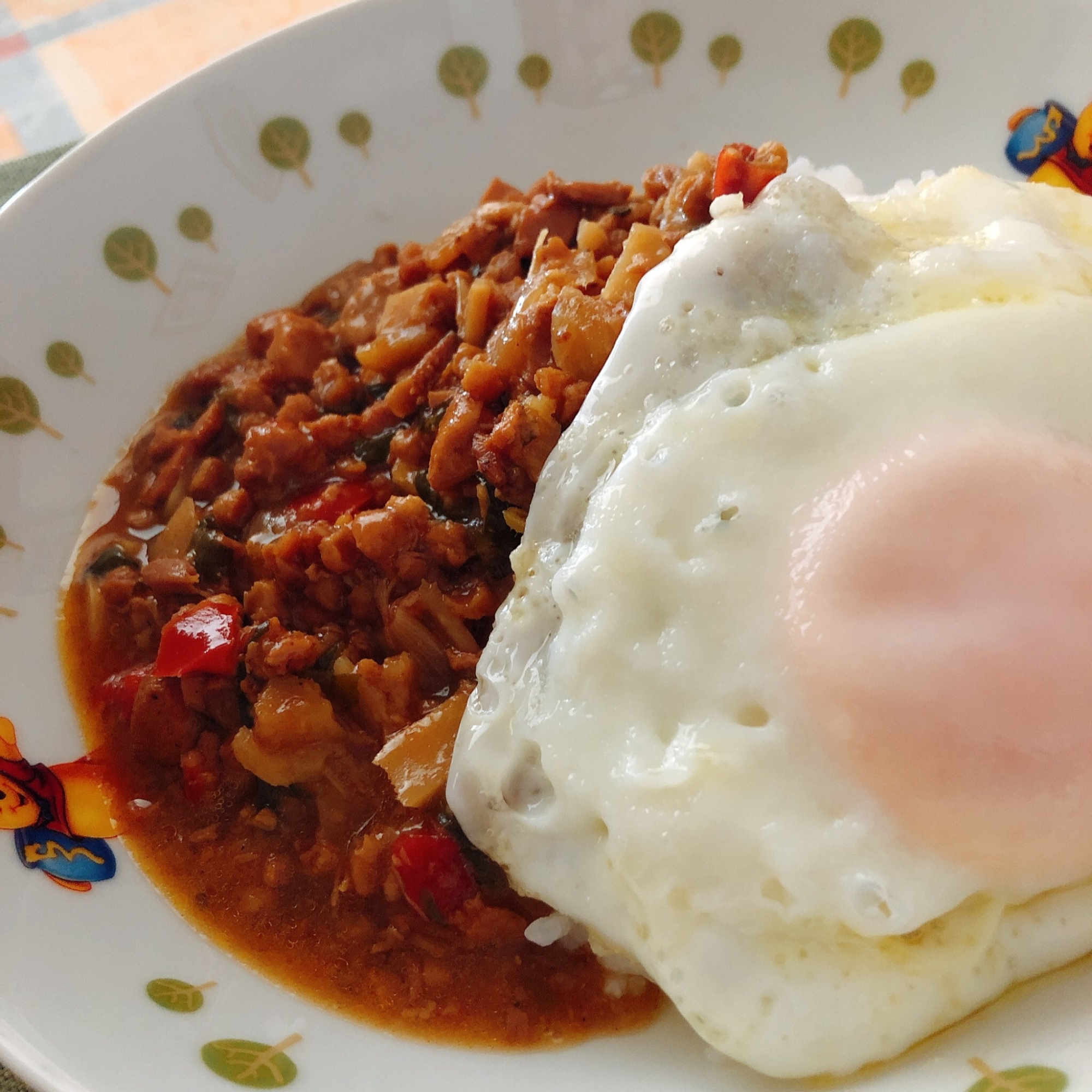 目玉焼きオン☆ガパオライス