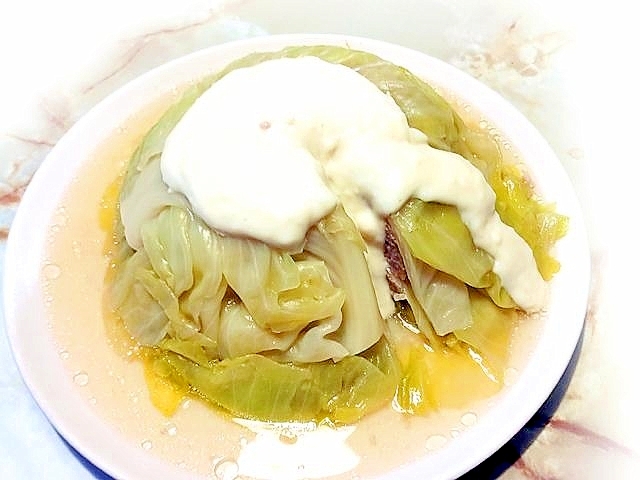 耐熱ボールで!キャベツとひき肉のドーム重ね蒸し♪