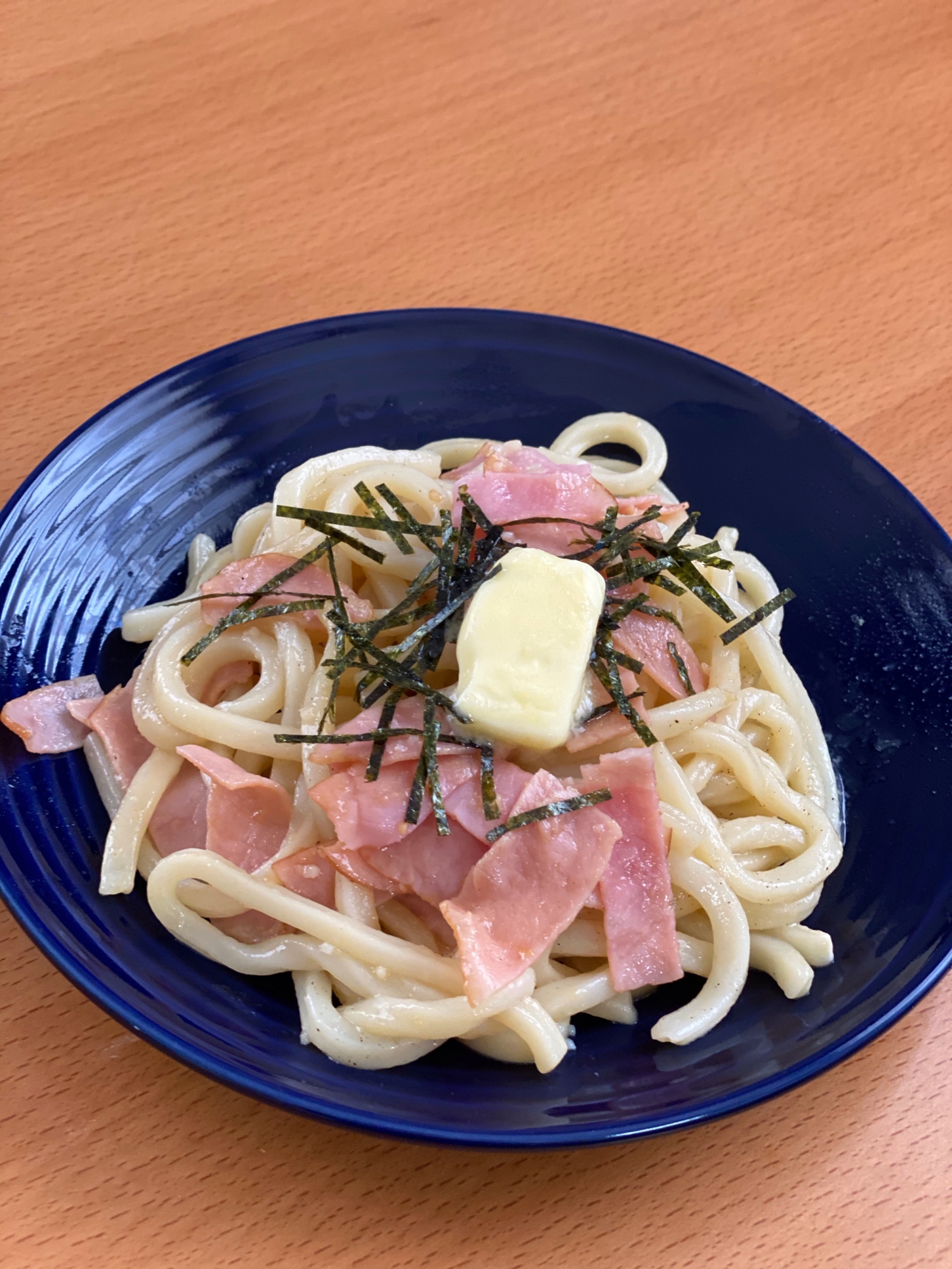 にんにくバター醤油うどん