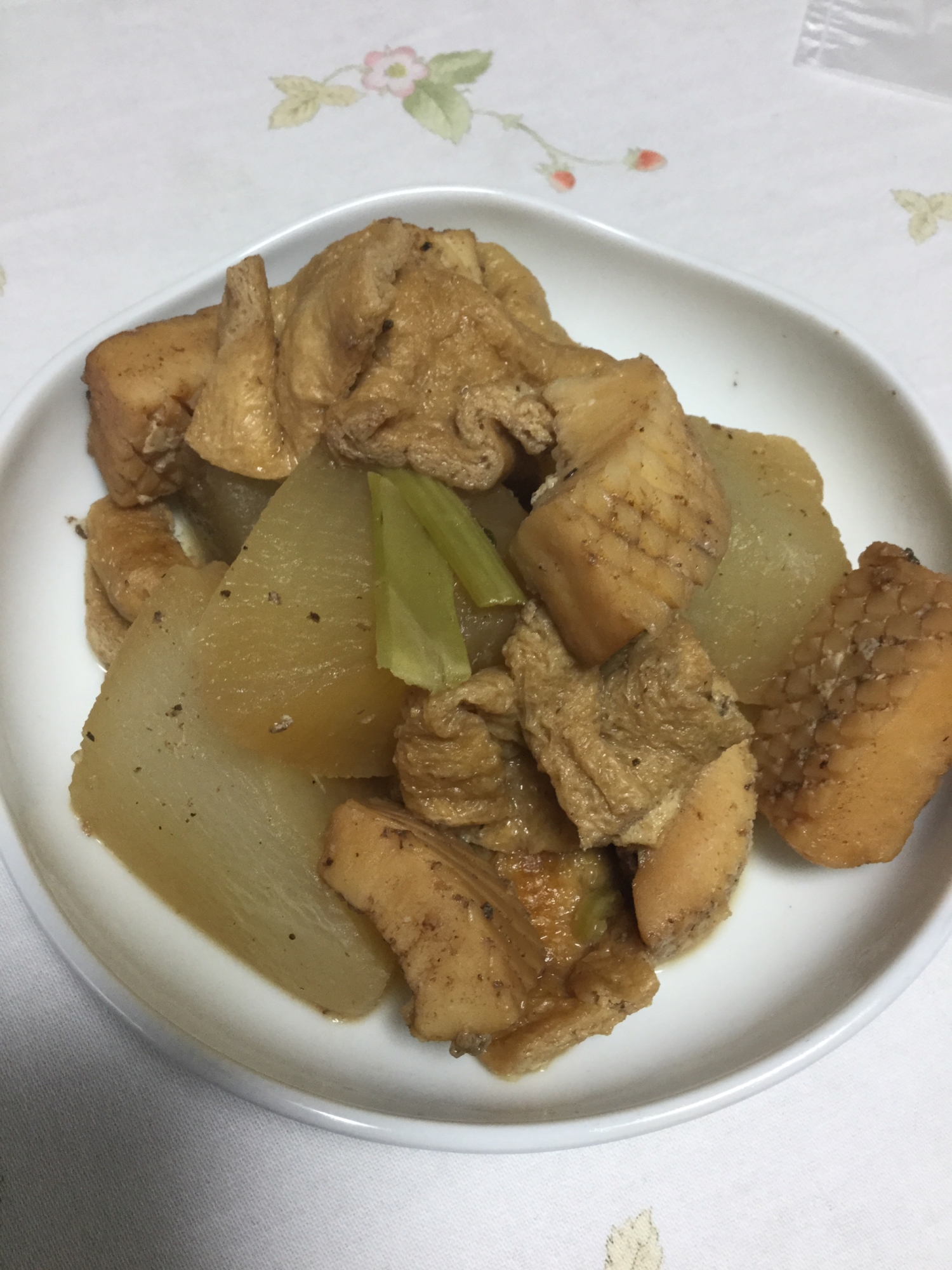 大根と冷凍イカのコーラ煮 レシピ 作り方 By あーるいーあい0153 楽天レシピ