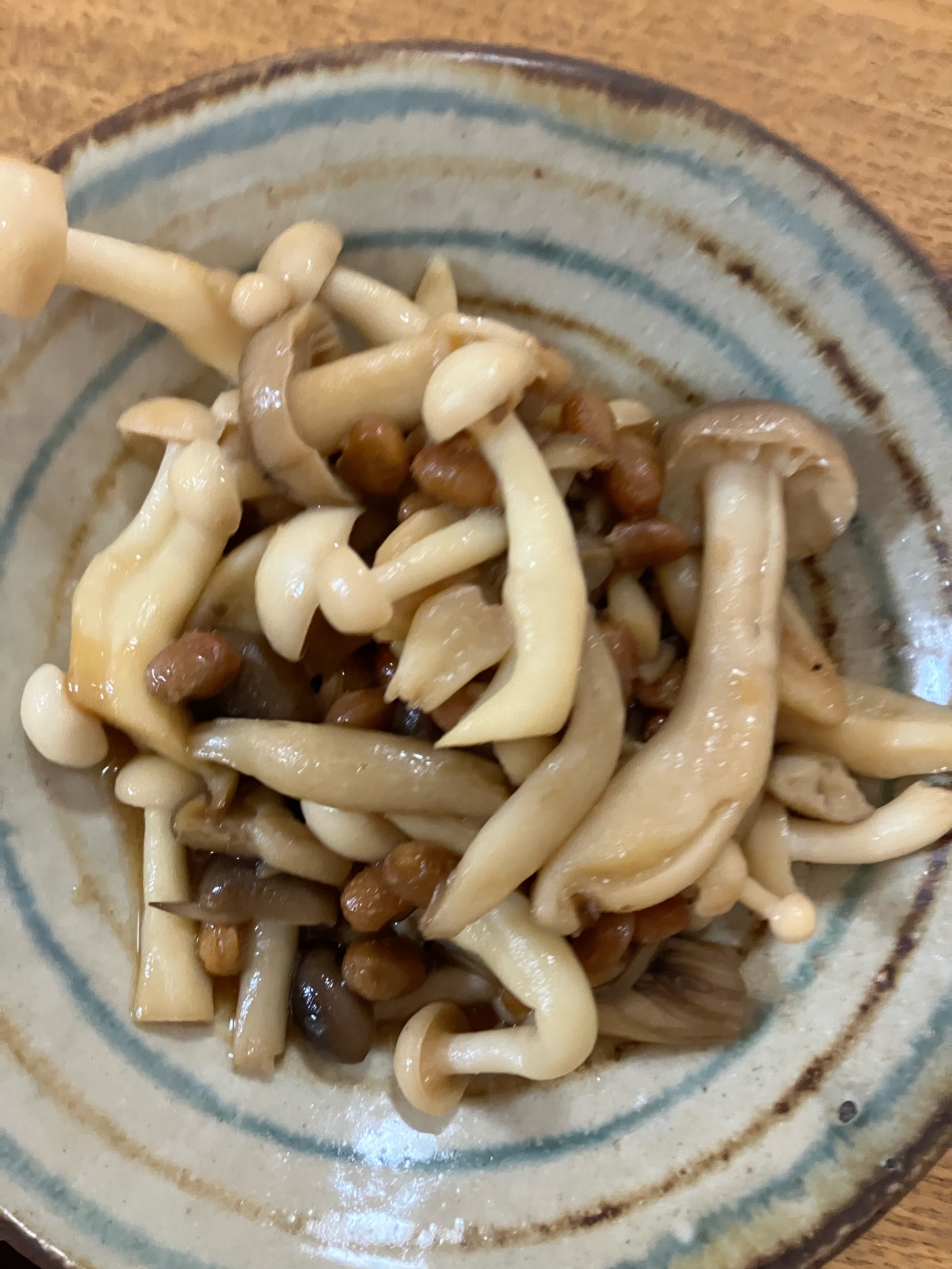 冷凍きのこのバター炒め